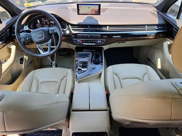 WA1VAAF7XHD036659 2017 AUDI Q7 - Image 8