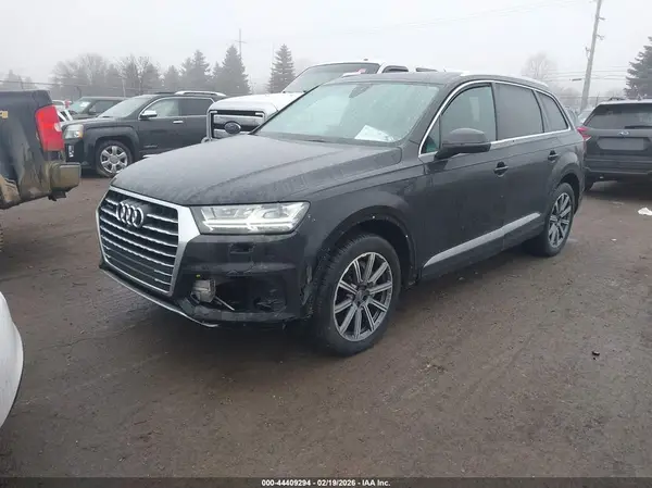 WA1VAAF7XHD038864 2017 AUDI Q7 - Image 2
