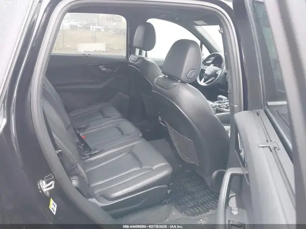 WA1VAAF7XHD038864 2017 AUDI Q7 - Image 8
