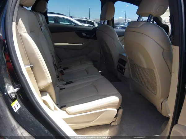 WA1VAAF7XHD046821 2017 AUDI Q7 - Image 8