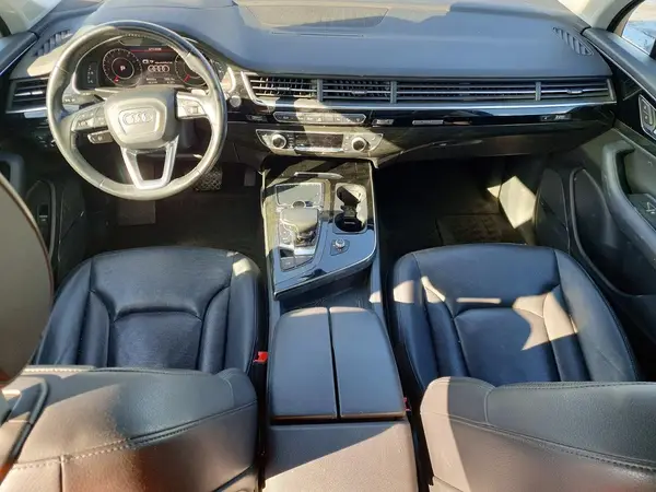 WA1VAAF7XHD049685 2017 AUDI Q7 - Image 8
