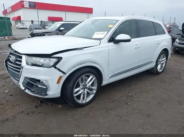 WA1VAAF7XHD050805 2017 AUDI Q7 - Image 2