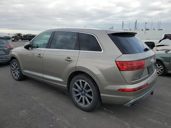 WA1VAAF7XHD052599 2017 AUDI Q7 - Image 2