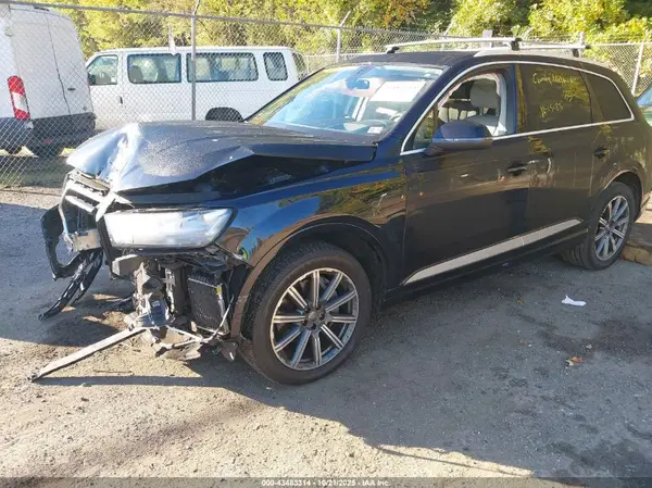 WA1VAAF7XHD052859 2017 AUDI Q7 - Image 2