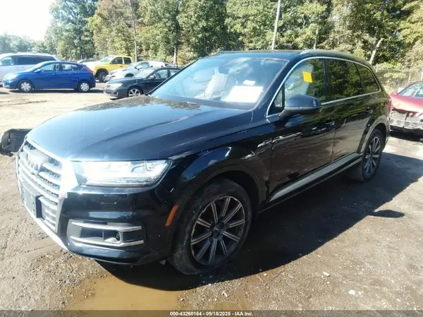 WA1VAAF7XHD055793 2017 AUDI Q7 - Image 2