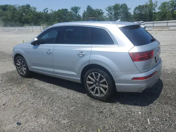 WA1VAAF7XHD059360 2017 AUDI Q7 - Image 2