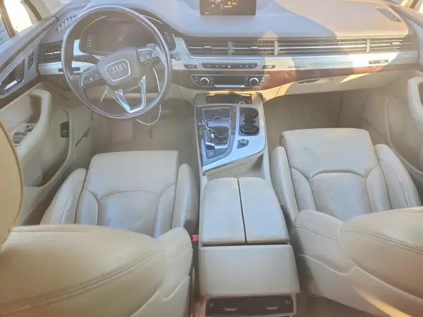 WA1VAAF7XJD001402 2018 AUDI Q7 - Image 8