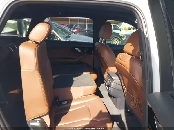 WA1VAAF7XJD002226 2018 AUDI Q7 - Image 8