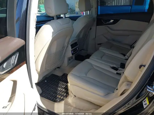 WA1VAAF7XJD008687 2018 AUDI Q7 - Image 8
