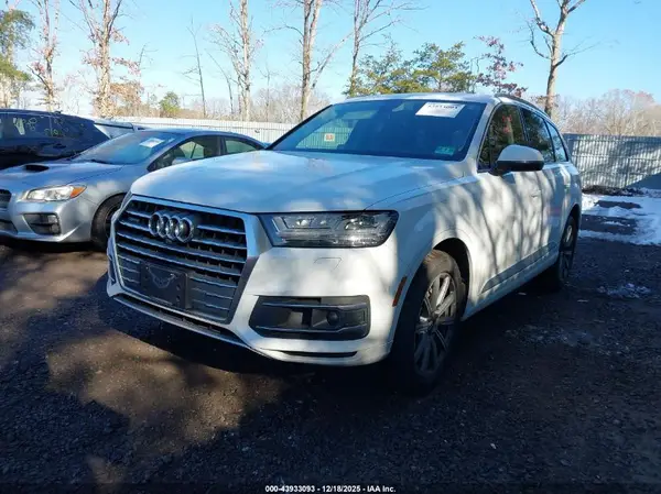 WA1VAAF7XJD014277 2018 AUDI Q7 - Image 2
