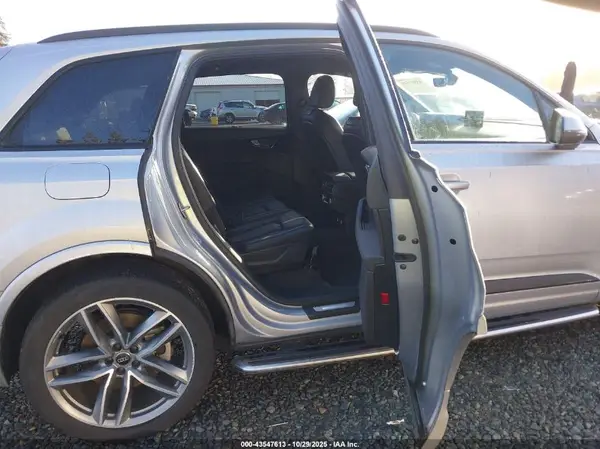 WA1VAAF7XJD020922 2018 AUDI Q7 - Image 8