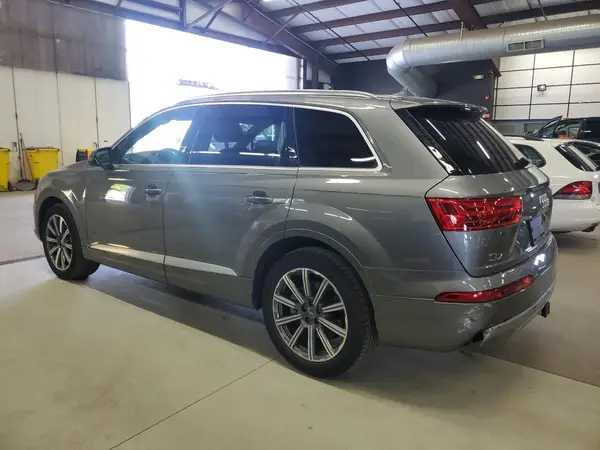WA1VAAF7XJD027773 2018 AUDI Q7 - Image 2