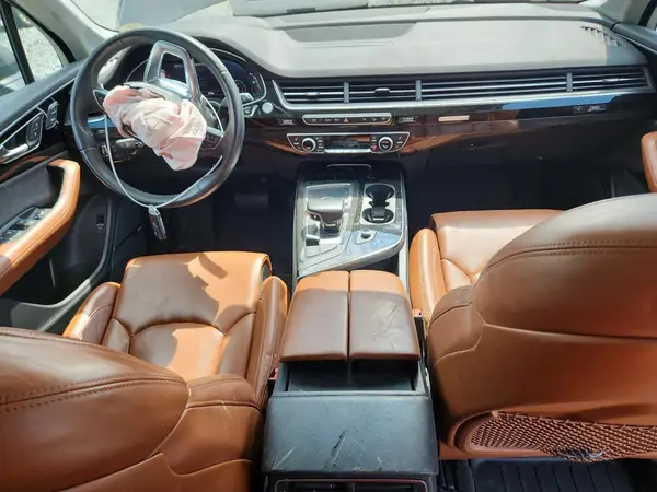 WA1VAAF7XJD033900 2018 AUDI Q7 - Image 8