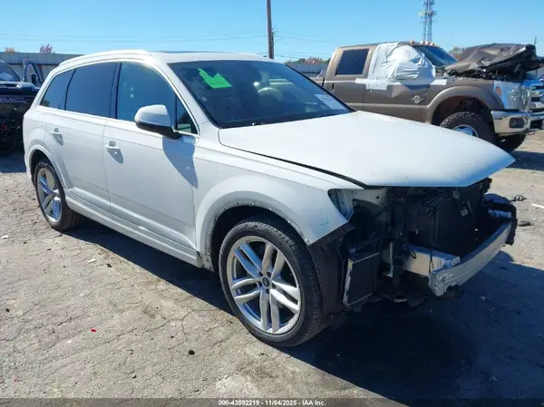 WA1VAAF7XJD043844 2018 AUDI Q7 - Image 1