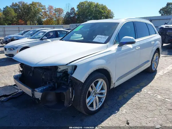 WA1VAAF7XJD043844 2018 AUDI Q7 - Image 2