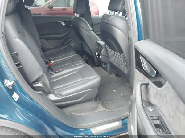 WA1VAAF7XJD045030 2018 AUDI Q7 - Image 8