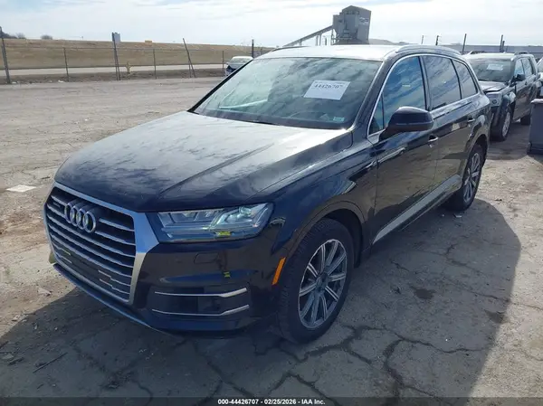 WA1VAAF7XKD003734 2019 AUDI Q7 - Image 2
