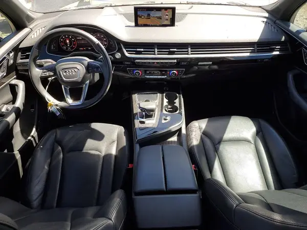 WA1VAAF7XKD008609 2019 AUDI Q7 - Image 8