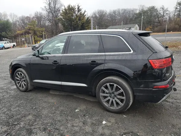 WA1VAAF7XKD008867 2019 AUDI Q7 - Image 2