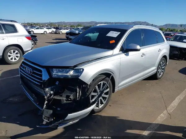 WA1VAAF7XKD012210 2019 AUDI Q7 - Image 2
