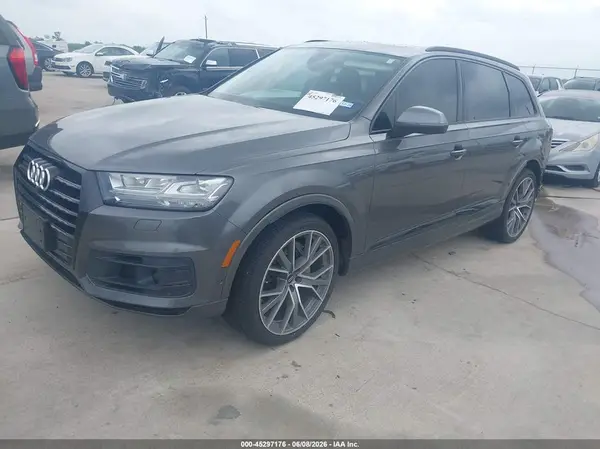 WA1VAAF7XKD015141 2019 AUDI Q7 - Image 2