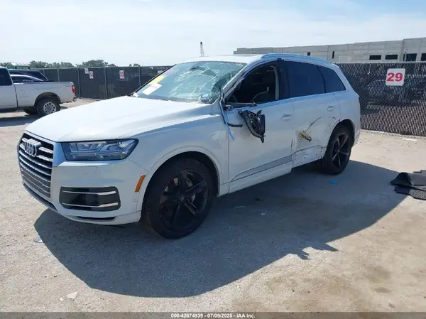 WA1VAAF7XKD025362 2019 AUDI Q7 - Image 2