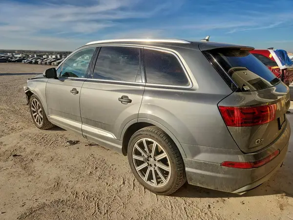 WA1VABF70HD050561 2017 AUDI Q7 - Image 2
