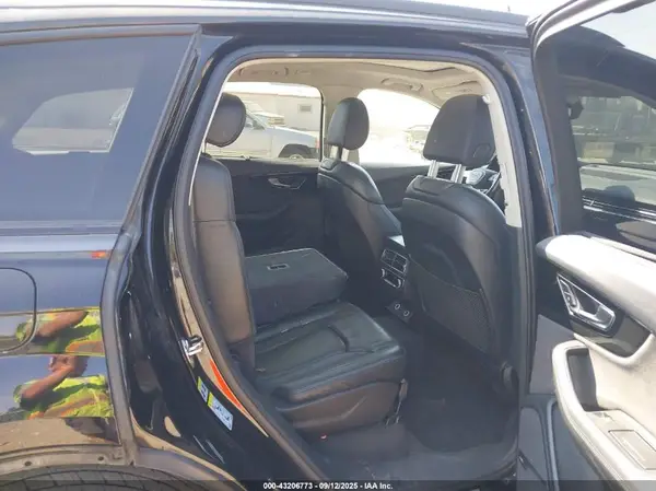 WA1VABF71HD029184 2017 AUDI Q7 - Image 8