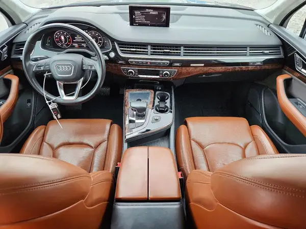 WA1VABF7XHD050762 2017 AUDI Q7 - Image 8