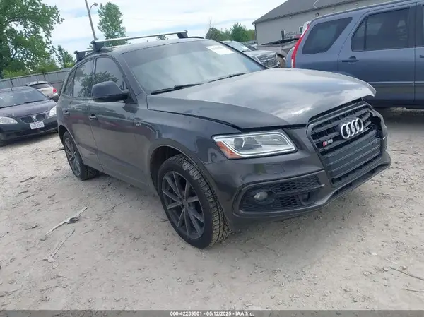 WA1VCAFPXHA054672 2017 AUDI SQ5 - Image 1