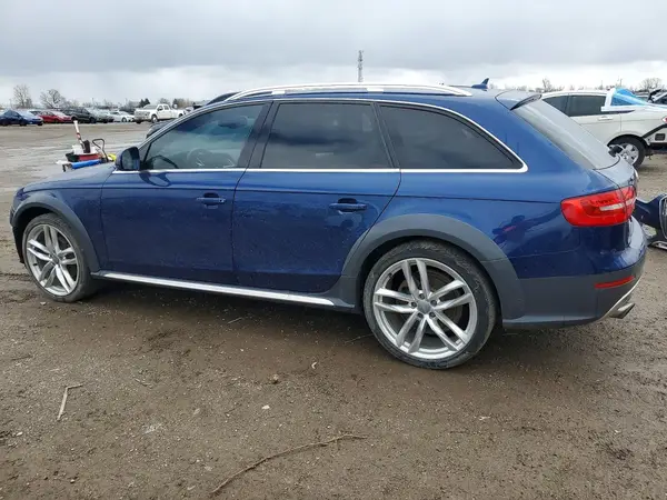 WA1VFAFLXGA015843 2016 AUDI A4 - Image 2
