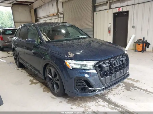 WA1VVBF72SD023213 2025 AUDI Q7 - Image 1