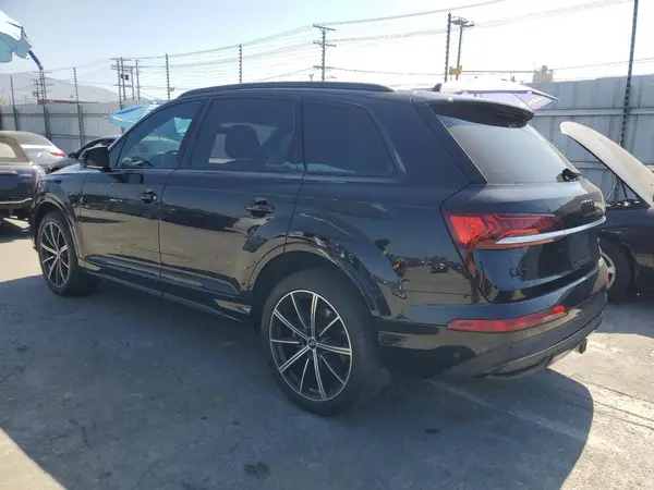 WA1VXAF72MD037815 2021 AUDI Q7 - Image 2