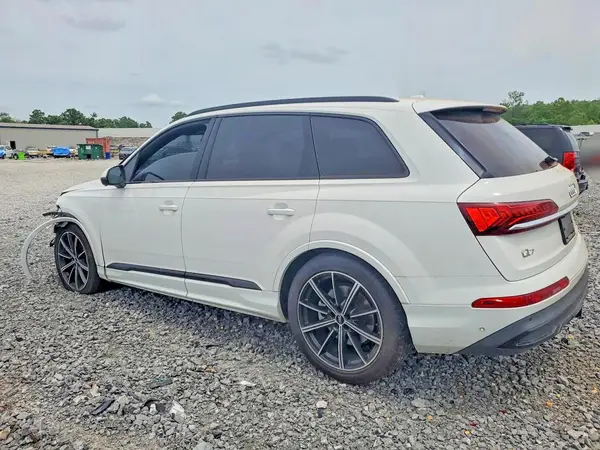 WA1VXAF74LD011702 2020 AUDI Q7 - Image 2