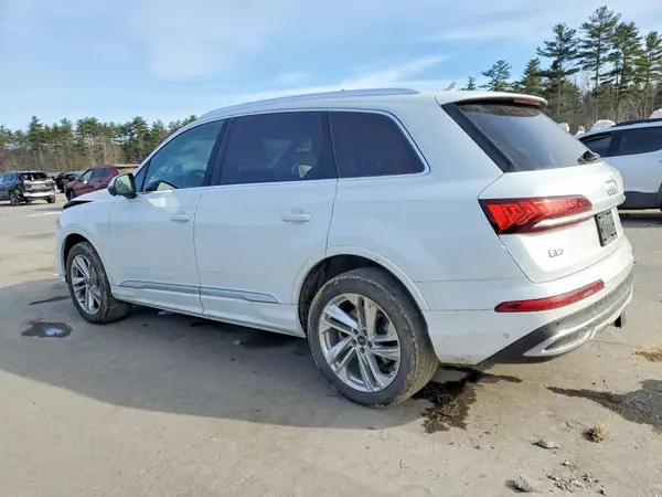 WA1VXAF74MD030381 2021 AUDI Q7 - Image 2