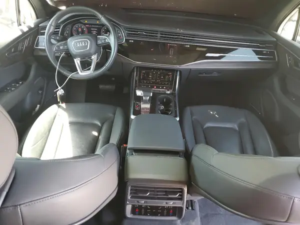 WA1VXAF76LD008042 2020 AUDI Q7 - Image 8