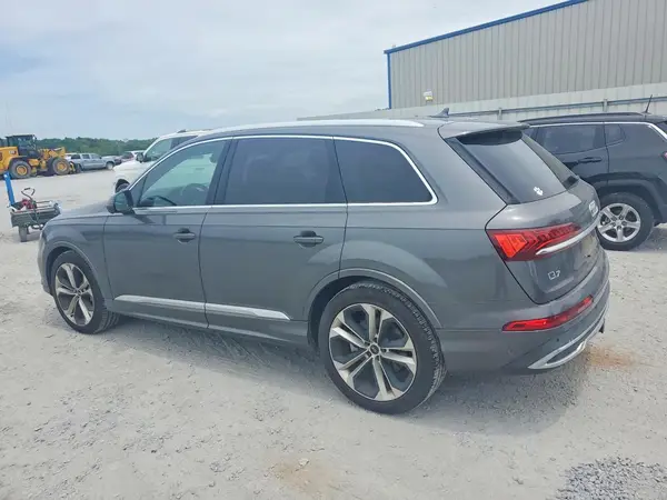 WA1VXAF77MD026986 2021 AUDI Q7 - Image 2