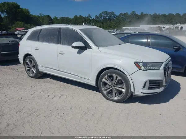 WA1VXAF78MD035986 2021 AUDI Q7