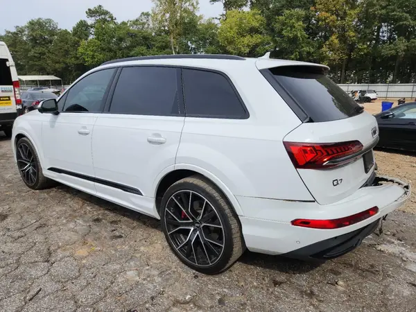 WA1VXAF79LD005264 2020 AUDI Q7 - Image 2