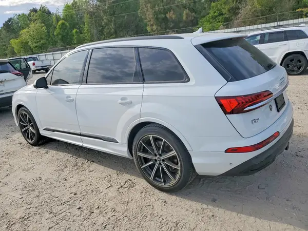 WA1VXAF79MD022437 2021 AUDI Q7 - Image 2