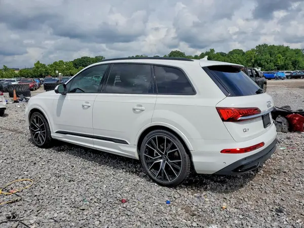 WA1VXAF7XMD022043 2021 AUDI Q7 - Image 2