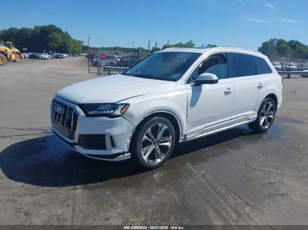 WA1VXBF70RD003580 2024 AUDI Q7 - Image 2