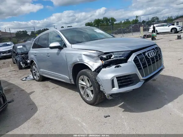 WA1VXBF72ND013800 2022 AUDI Q7 - Image 1