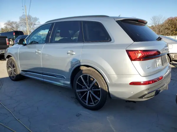 WA1VXBF72PD020846 2023 AUDI Q7 - Image 2