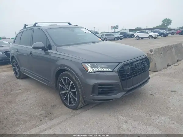 WA1VXBF72PD020877 2023 AUDI Q7 - Image 1