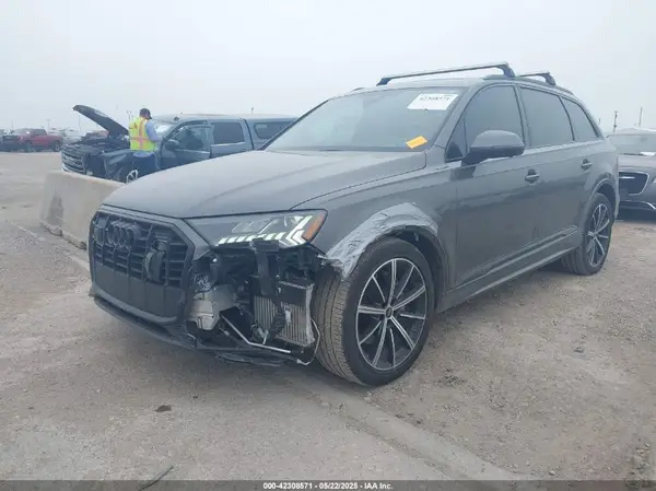 WA1VXBF72PD020877 2023 AUDI Q7 - Image 2
