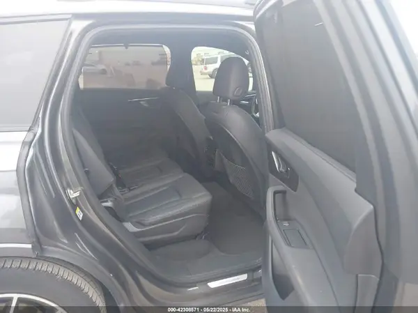 WA1VXBF72PD020877 2023 AUDI Q7 - Image 8