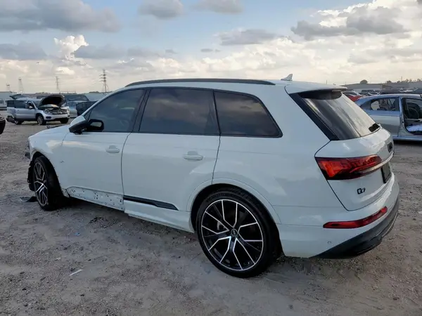 WA1VXBF74PD001974 2023 AUDI Q7 - Image 2