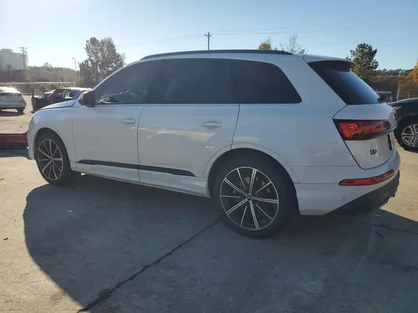 WA1VXBF75PD002972 2023 AUDI Q7 - Image 2