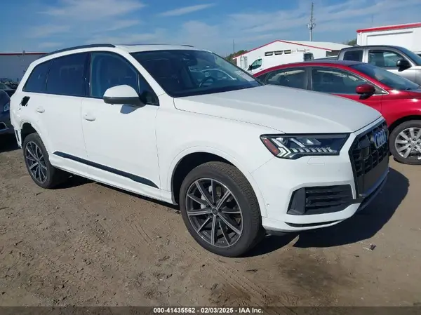 WA1VXBF76PD013852 2023 AUDI Q7 - Image 1